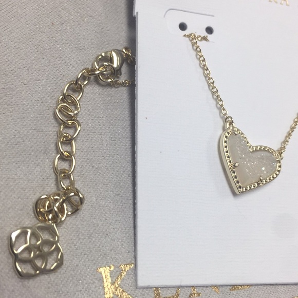 Kendra Scott - Picture 5 of 5